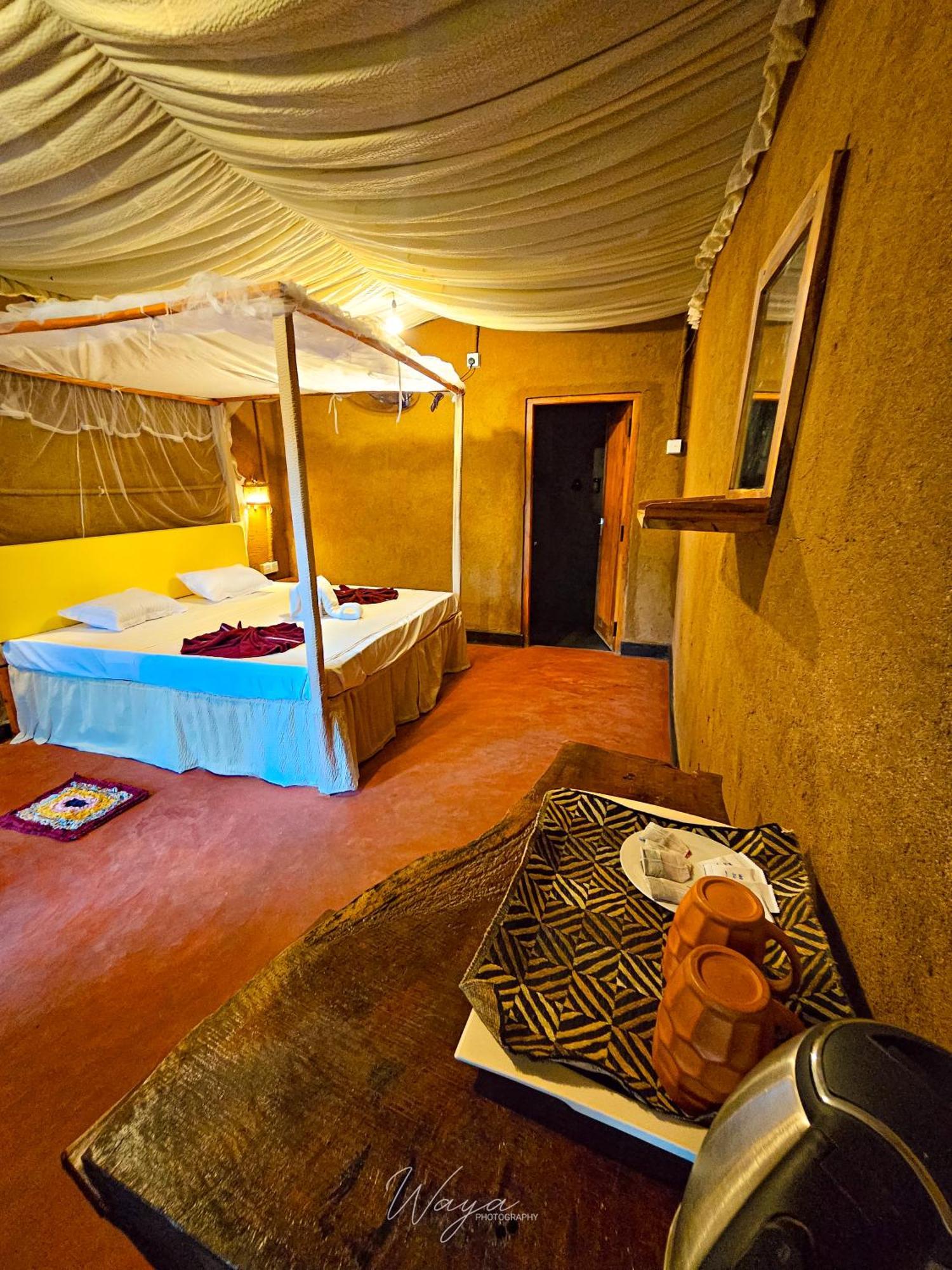Wild Safari Clay House Hotel Udawalawe Luaran gambar